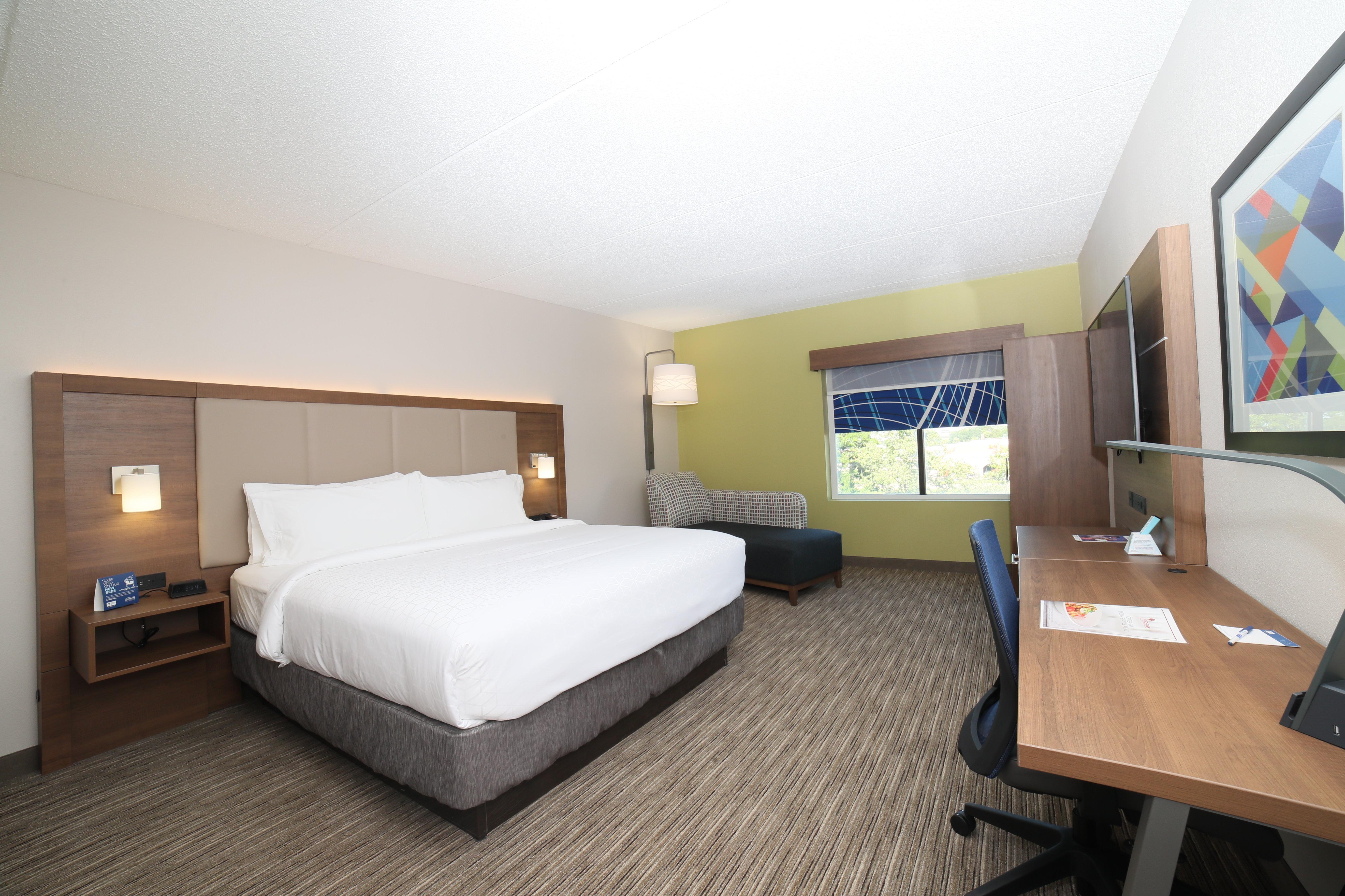 Holiday Inn Express Naperville By Ihg Ngoại thất bức ảnh