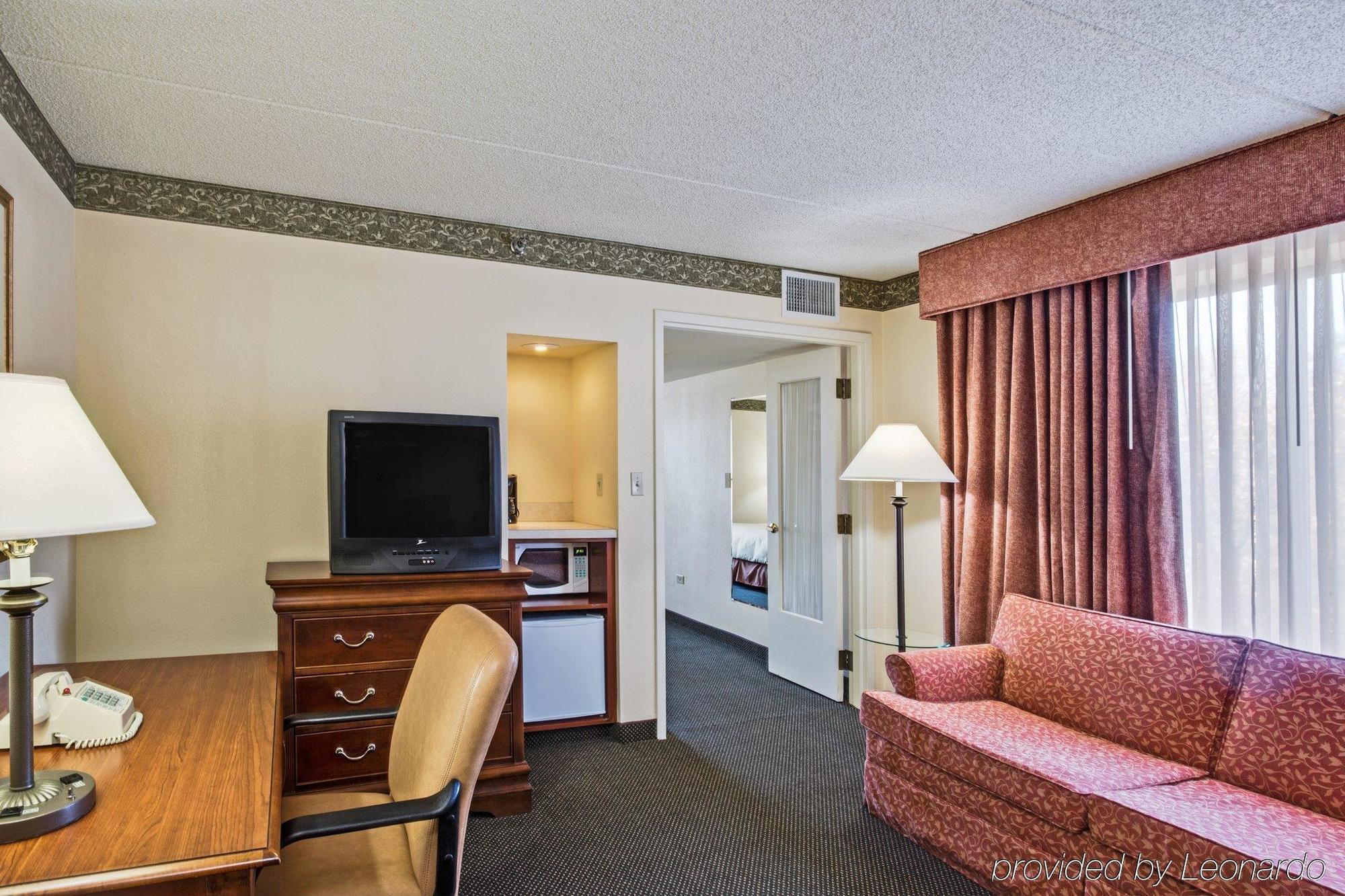 Holiday Inn Express Naperville By Ihg Phòng bức ảnh