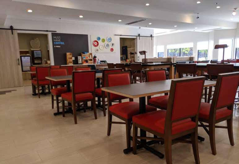 Holiday Inn Express Naperville By Ihg Ngoại thất bức ảnh
